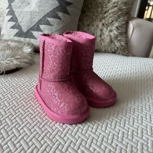 toddler ugg boots size 6